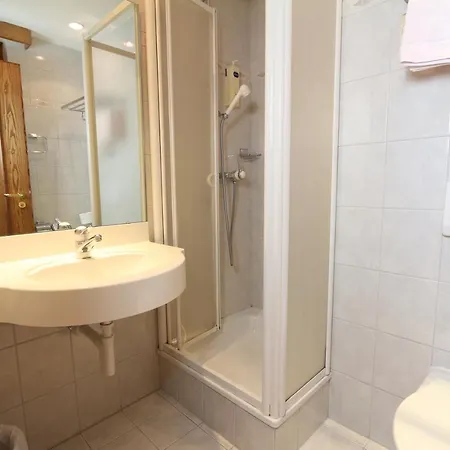 Imseng Auberge de jeunesse *